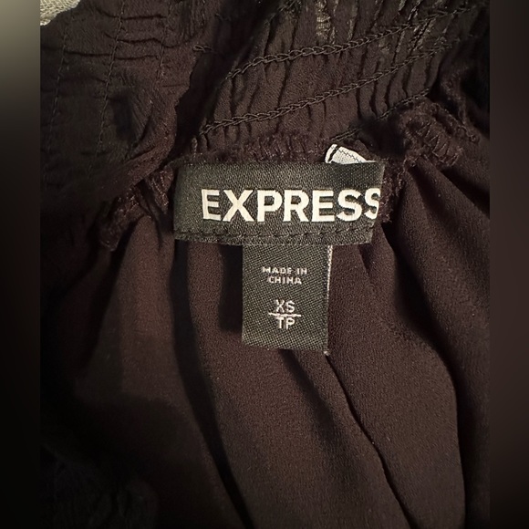 Off the Shoulder Long Sleeve Flowy Top - Picture 2 of 3